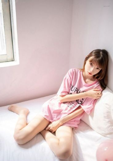 操美女老师视频_超清版蓝光版中文字幕包