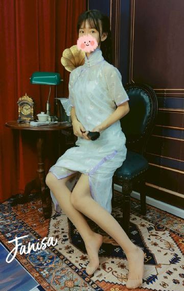 男人放里面一进一出是紧吗_青苹果乐园免费高清观看
