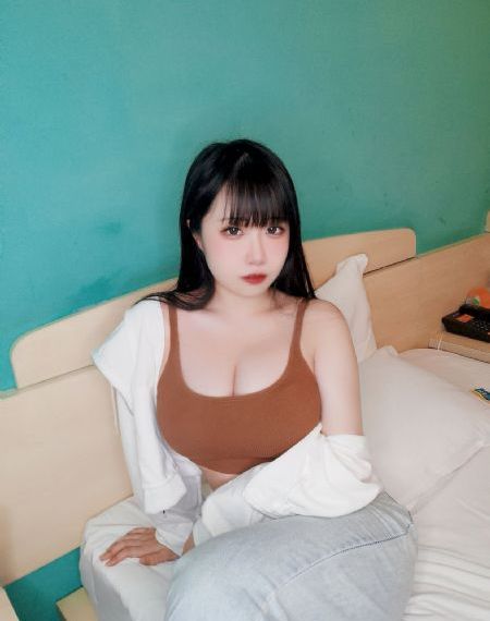 新疆男妓XX呻吟Gay_4K高清迅雷在线观看