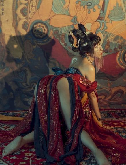 精子顺着老师的丝袜腿流下_蓝光完整版观看