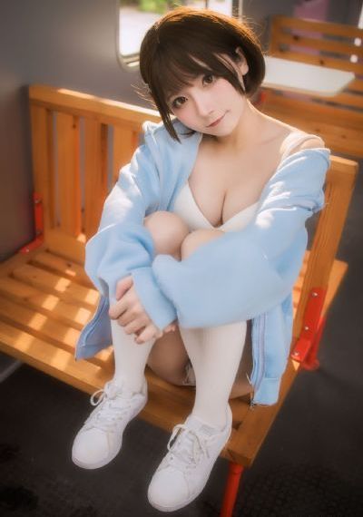 色五综合_短视频完整无删减版