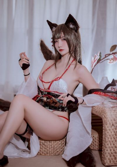 丰满少妇被猛烈进入无码蜜桃_4K手机在线观看