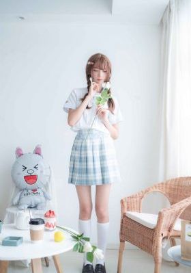 公翁晚上吃我奶头子_DVD免费观看
